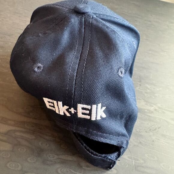 Columbus Blue Jackets Navy Blue Cap with Camo Brim - Picture 2 of 3